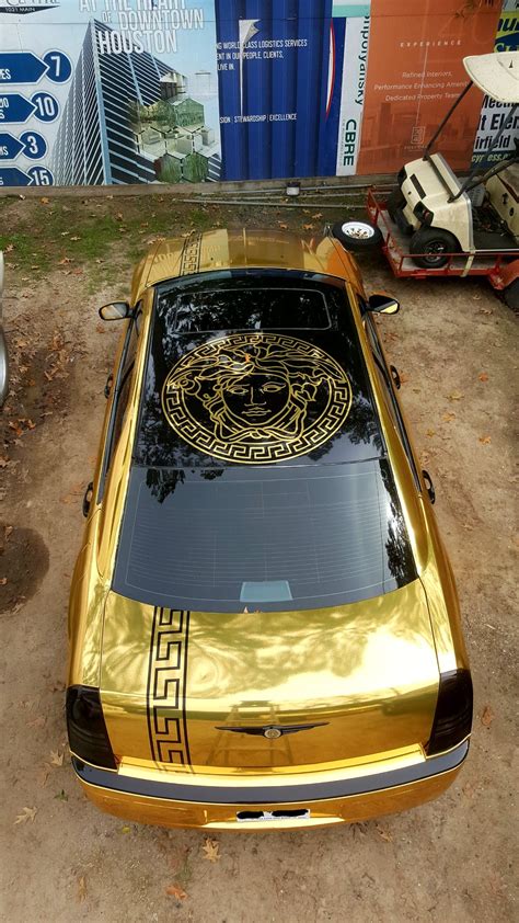 versace życiorys|versace car.